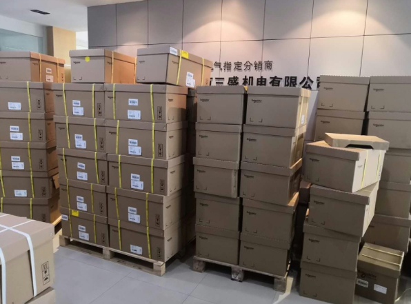 开云app莱斯特城赞助商名单为某研磨机制造厂提供施耐德变频器及伺服电机